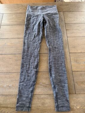 lululemon athletica Gray Textured High-Rise Leggings